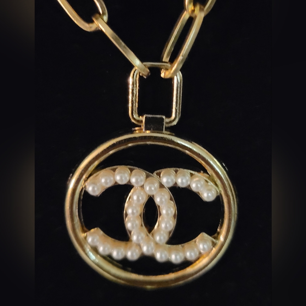 LV, gucci, YSL,chanel, DIOR, ZIPPER PULLS, Choice Of One - Picture 14 of 17